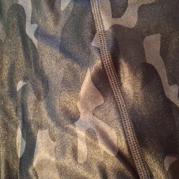 NWT !! Nike Dark Camouflage Leggings XXL - Picture 3 of 6